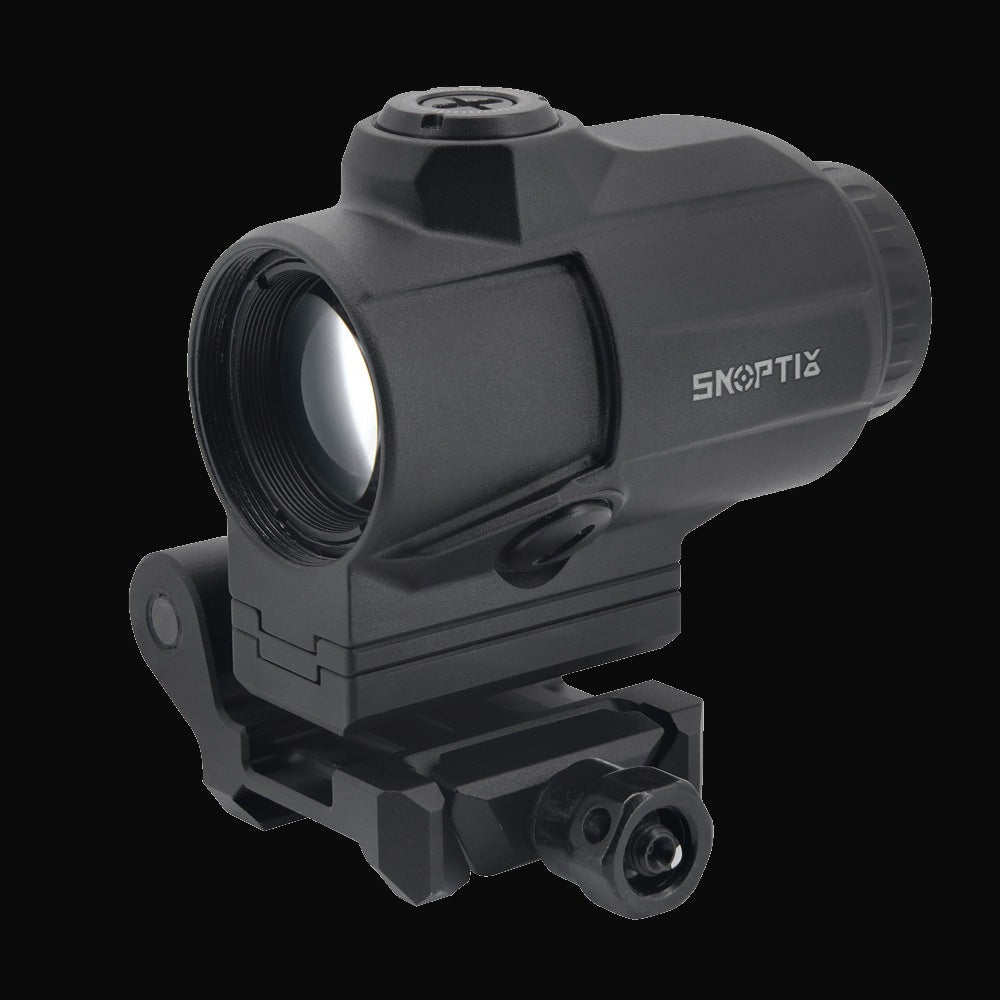 SKOPTIX 3XM 3x prism magnifier, front three-quarter view on its flip-to-side mount